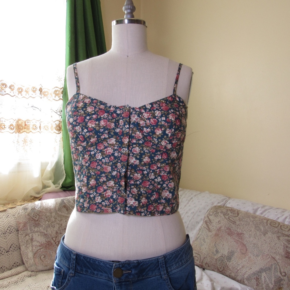 Love, fire top, crop top, bustier.